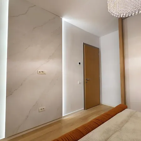 Apartament Art Deluxe 2 - Private Parking